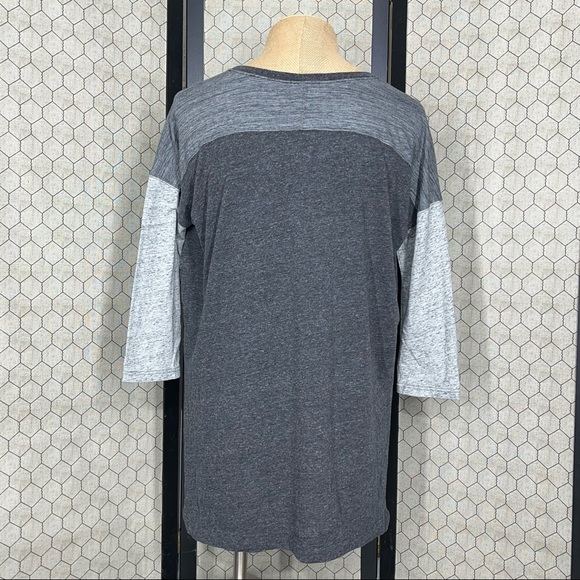 Homage Hustle Shirt - Picture 4 of 11